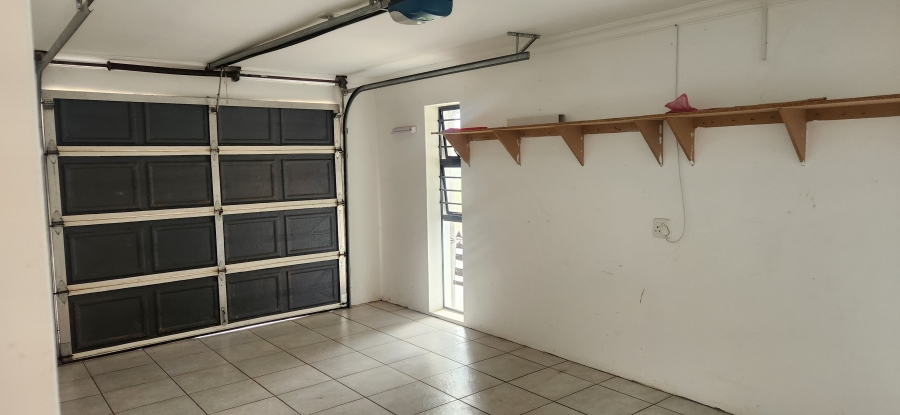 3 Bedroom Property for Sale in Dana Bay Western Cape